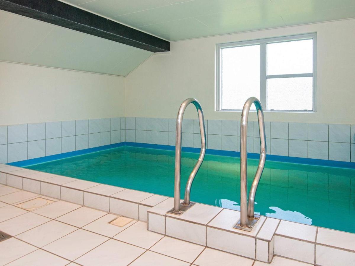 10 Person Holiday Home In Juelsminde Sonderby  Dış mekan fotoğraf