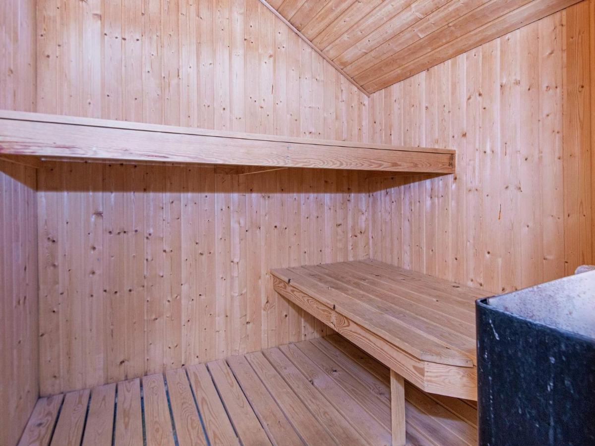 10 Person Holiday Home In Juelsminde Sonderby  Dış mekan fotoğraf