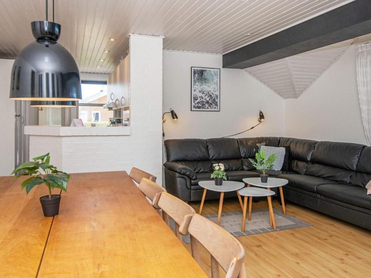 10 Person Holiday Home In Juelsminde Sonderby  Dış mekan fotoğraf