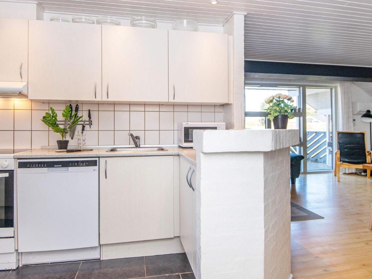 10 Person Holiday Home In Juelsminde Sonderby  Dış mekan fotoğraf