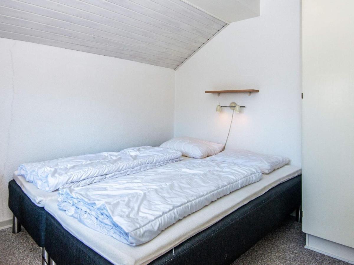 10 Person Holiday Home In Juelsminde Sonderby  Dış mekan fotoğraf